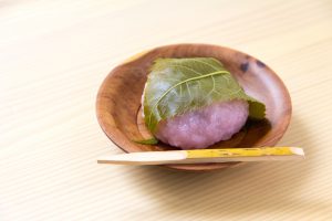 道明寺粉の桜餅