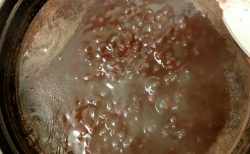 どうして小豆を一晩水につけなくてもいいのか？
