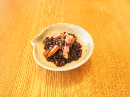 ゆで小豆のベーコン煮（ロジカルクッキング、普通鍋編）
